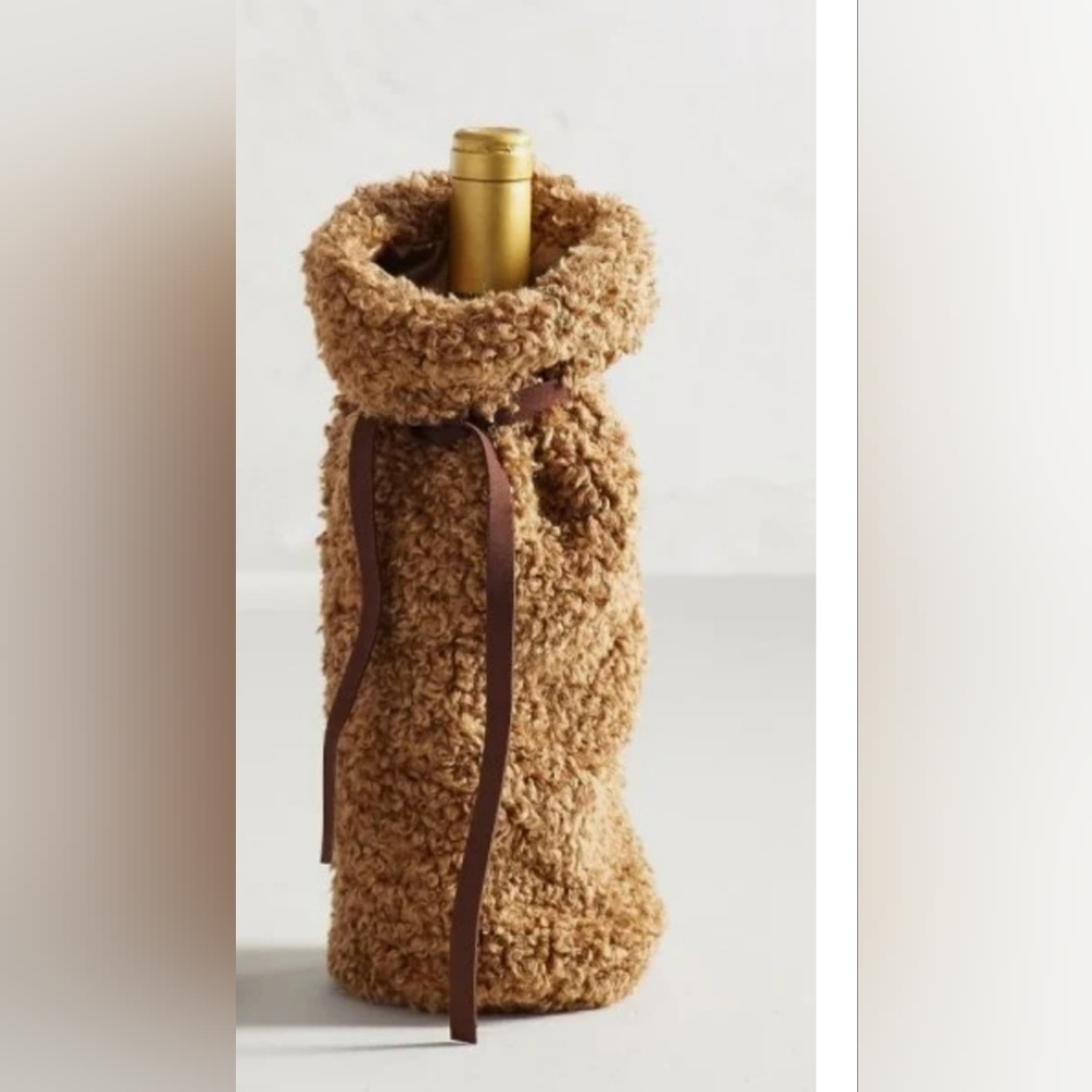 Pottery Barn Teddy Wine Bags NWT
